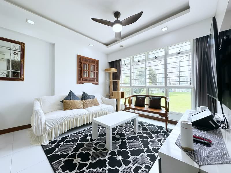 618D Punggol Drive, 618D Punggol Drive, 3 Bedrooms, 1,023 sqft, HDB Flat For Sale, by Izzat Isa, 500109095 - Living Room - PropertyGuru.com.sg