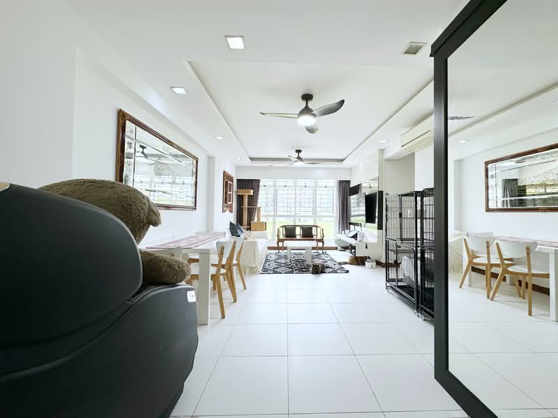 618D Punggol Drive, 618D Punggol Drive, 3 Bedrooms, 1,023 sqft, HDB Flat For Sale, by Izzat Isa, 500109095 - Living Room - PropertyGuru.com.sg