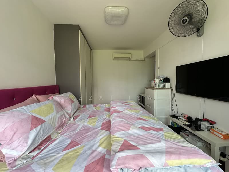 618D Punggol Drive, 618D Punggol Drive, 3 Bedrooms, 1,023 sqft, HDB Flat For Sale, by Izzat Isa, 500109095 - Bedroom - PropertyGuru.com.sg