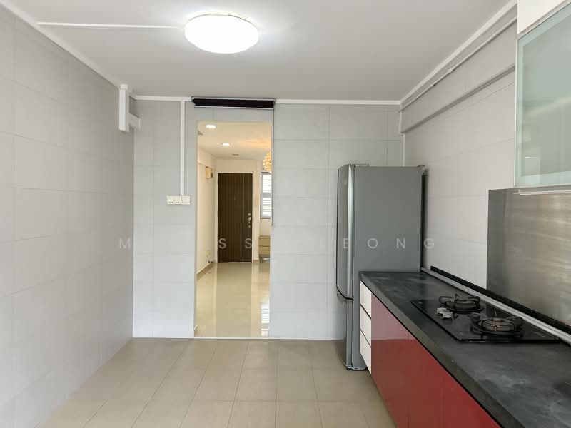 608 Clementi West Street 1, 608 Clementi West Street 1, 2 Bedrooms, 721 sqft, HDB Flat For Sale, by Melissa Leong, 500109096 - Kitchen - PropertyGuru.com.sg