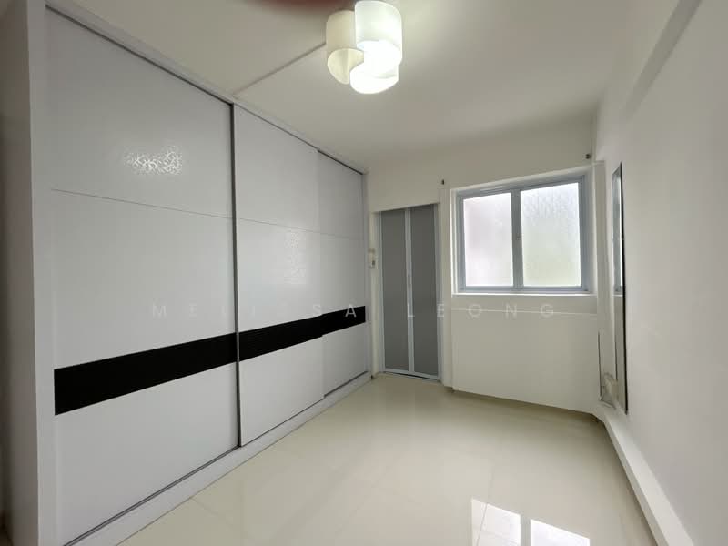 608 Clementi West Street 1, 608 Clementi West Street 1, 2 Bedrooms, 721 sqft, HDB Flat For Sale, by Melissa Leong, 500109096 - Master Room - PropertyGuru.com.sg