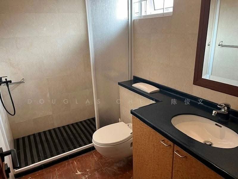 Frankel Estate, 1A Coldstream Avenue, 4 Bedrooms, 4,700 sqft, Detached House For Rent, by Douglas Chen 陈俊文, 500109098 - Bathroom - PropertyGuru.com.sg