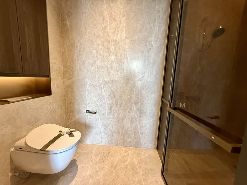 19 Nassim, 19 Nassim Hill, 1 Bedroom, 570 sqft, Condominium For Sale, by Elizabeth Lim, 500109101 - Bathroom - PropertyGuru.com.sg