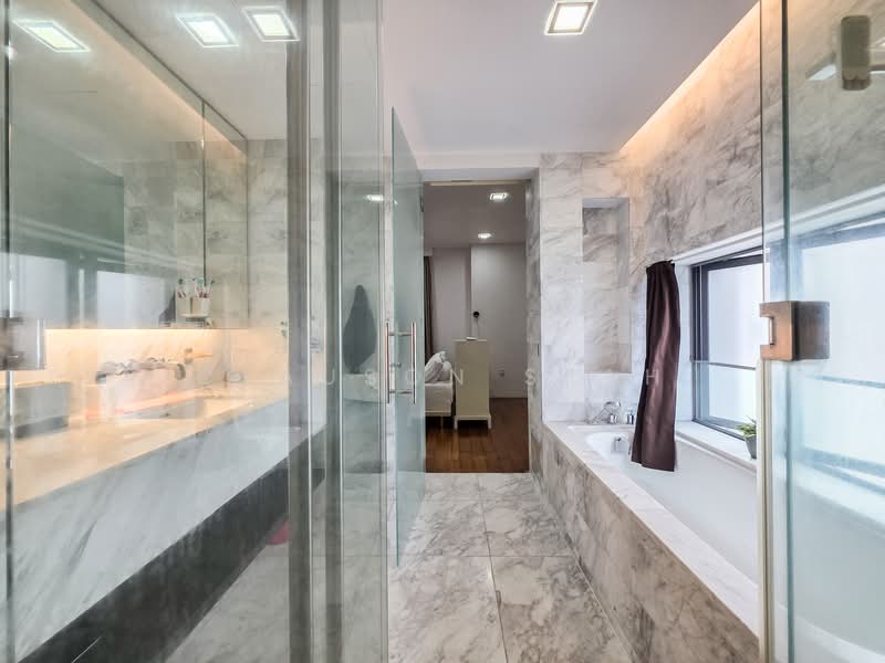 Illoura, 861 Old Holland Road, 4 Bedrooms, 4,176 sqft, Cluster House For Sale, by Clauson Seah, 500109102 - Bathroom - PropertyGuru.com.sg