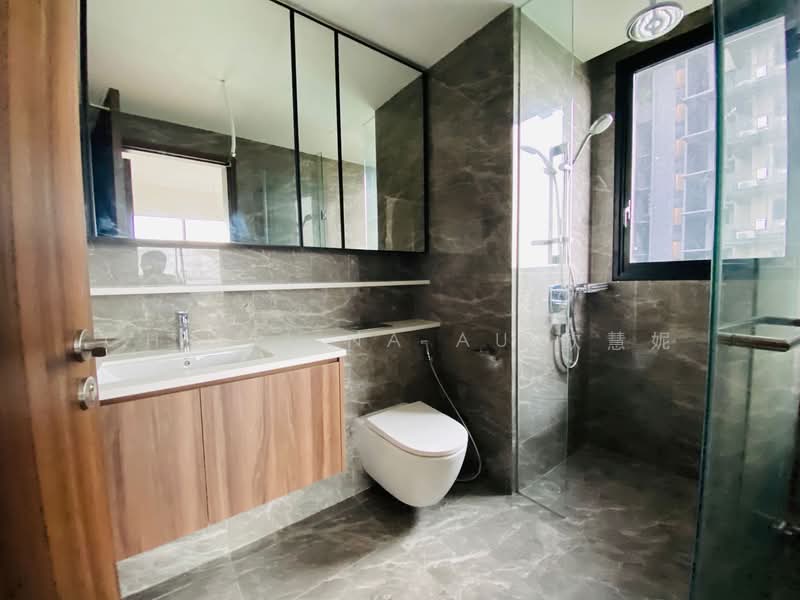 Lentor Modern, 7 Lentor Central, 3 Bedrooms, 1,109 sqft, Condominium For Rent, by Christina Au 欧慧妮, 500109108 - Bathroom - PropertyGuru.com.sg