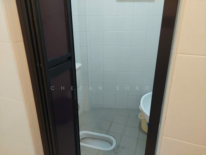 417A jalan besar, jalan besar, Farrer Park / Serangoon Rd, 1,310 sqft, Office For Sale, by Chetan Shah, 500109116 - Bathroom - CommercialGuru.com.sg