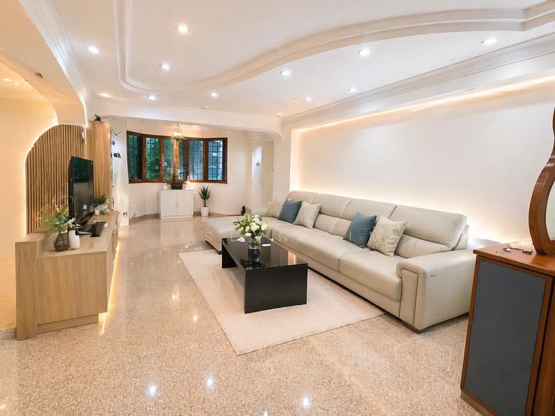 677 Choa Chu Kang Crescent, 677 Choa Chu Kang Crescent, 3 Bedrooms, 1,313 sqft, HDB Flat For Sale, by Jeslyn Lim, 500109119 - Living Room - PropertyGuru.com.sg