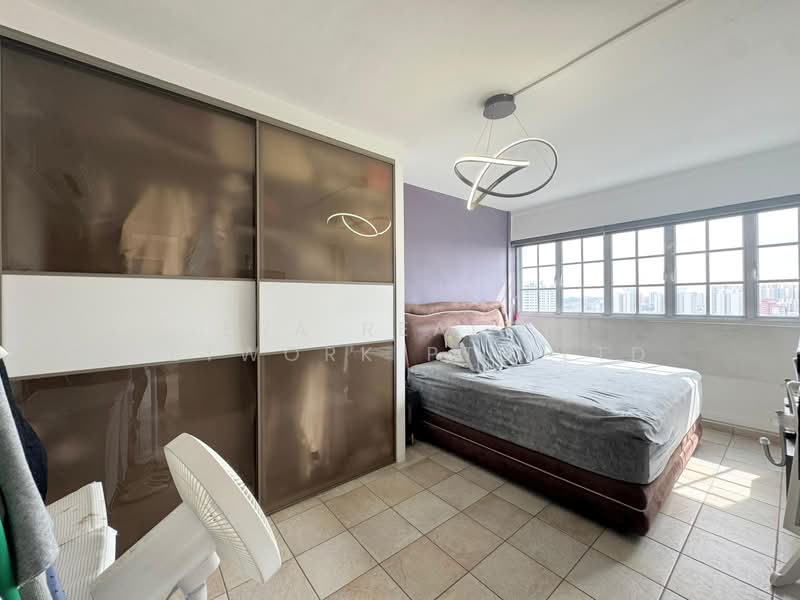 439 Ang Mo Kio Avenue 10, 439 Ang Mo Kio Avenue 10, 3 Bedrooms, 1,281 sqft, HDB Flat For Sale, by Phoebe, 500109127 - Bedroom - PropertyGuru.com.sg