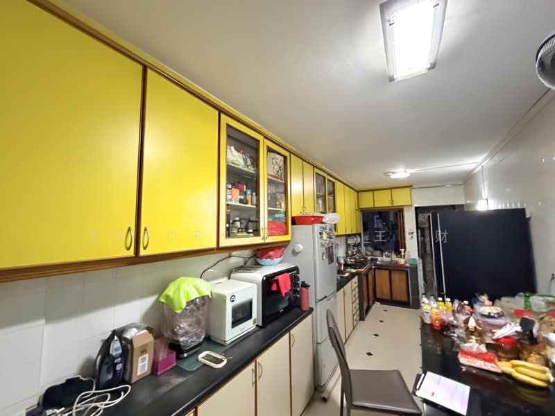 871 Woodlands Street 81, 871 Woodlands Street 81, 3 Bedrooms, 1,237 sqft, HDB Flat For Sale, by Kaeden Ong 王天财, 500109133 - Kitchen - PropertyGuru.com.sg