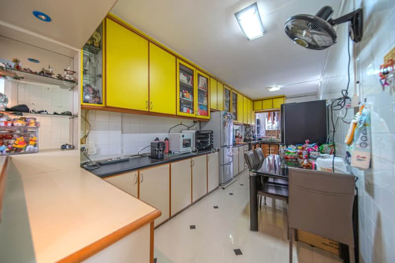 871 Woodlands Street 81, 871 Woodlands Street 81, 3 Bedrooms, 1,237 sqft, HDB Flat For Sale, by Kaeden Ong 王天财, 500109133 - Kitchen - PropertyGuru.com.sg