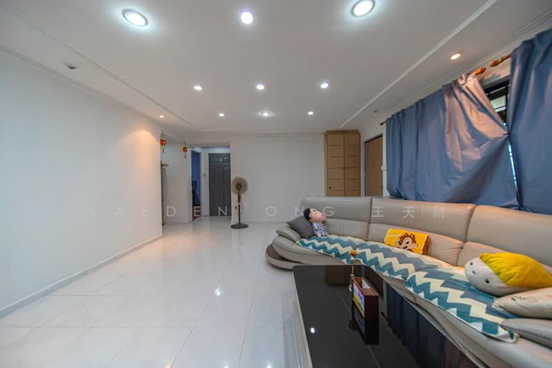 871 Woodlands Street 81, 871 Woodlands Street 81, 3 Bedrooms, 1,237 sqft, HDB Flat For Sale, by Kaeden Ong 王天财, 500109133 - Living Room - PropertyGuru.com.sg