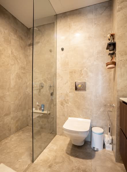 Artra, 12 Alexandra View, 3 Bedrooms, 1,044 sqft, Condominium For Sale, by David Puah 潘基文, 500109134 - Master Bathroom - PropertyGuru.com.sg