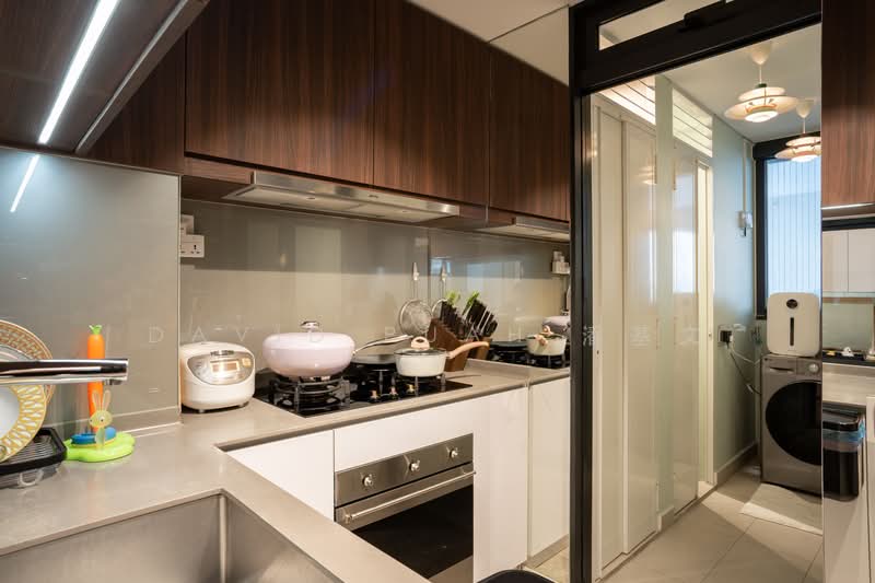 Artra, 12 Alexandra View, 3 Bedrooms, 1,044 sqft, Condominium For Sale, by David Puah 潘基文, 500109134 - Kitchen - PropertyGuru.com.sg