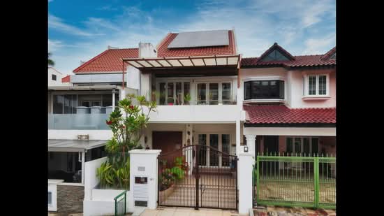 2.5-Storey Terrace | 5-Min Walk to Lorong Chuan MRT & CHIJ, Golden Hill Estate, 4 Bedrooms, 2,400 sqft, Terraced House For Sale, by Shaun Seah, 500109161 - PropertyGuru.com.sg