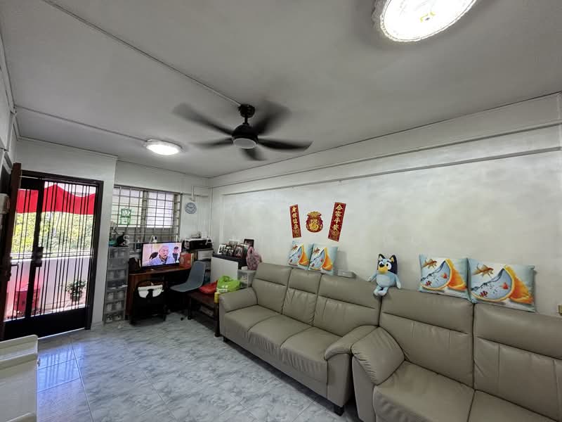 101 Aljunied Crescent, 101 Aljunied Crescent, 2 Bedrooms, 721 sqft, HDB Flat For Sale, by Samantha Foo, 500109162 - Living Room - PropertyGuru.com.sg