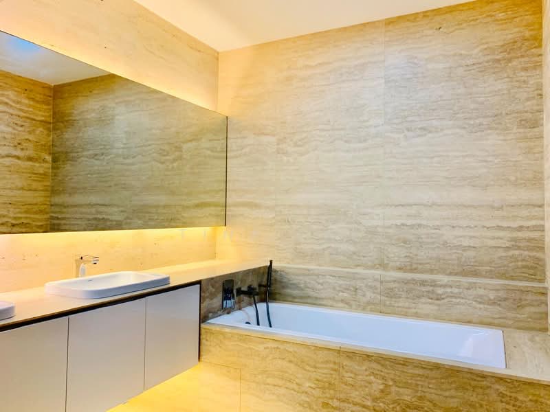 Namly Grove, Namly Grove, 5 Bedrooms, 8,000 sqft, Detached House For Rent, by Tina Cai, 500109168 - Bathroom - PropertyGuru.com.sg