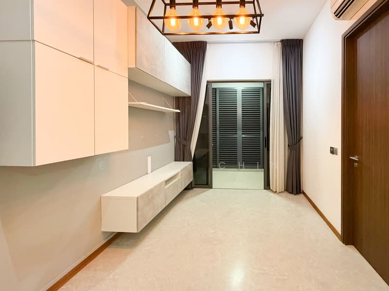 Laurel Tree, Hillview Terrace, 1 Bedroom, 463 sqft, Condominium For Sale, by Esther Chin, 500109177 - Living Room - PropertyGuru.com.sg