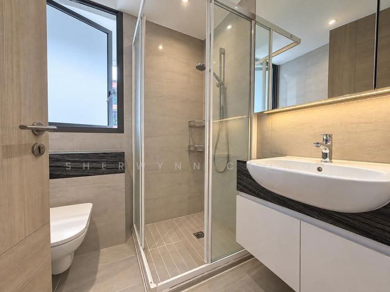 Sophia Hills, 5 Mount Sophia, Orchard / River Valley, 3 Bedrooms, 1,012 sqft, Condominium For Sale, by Sherwynn Chong, 500109180 - Bathroom - PropertyGuru.com.sg