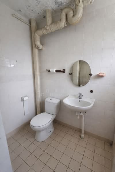 602 Elias Road, 602 Elias Road, 4 Bedrooms, 1,604 sqft, HDB Flat For Sale, by Sabrina Chua, 500109184 - Bathroom - PropertyGuru.com.sg