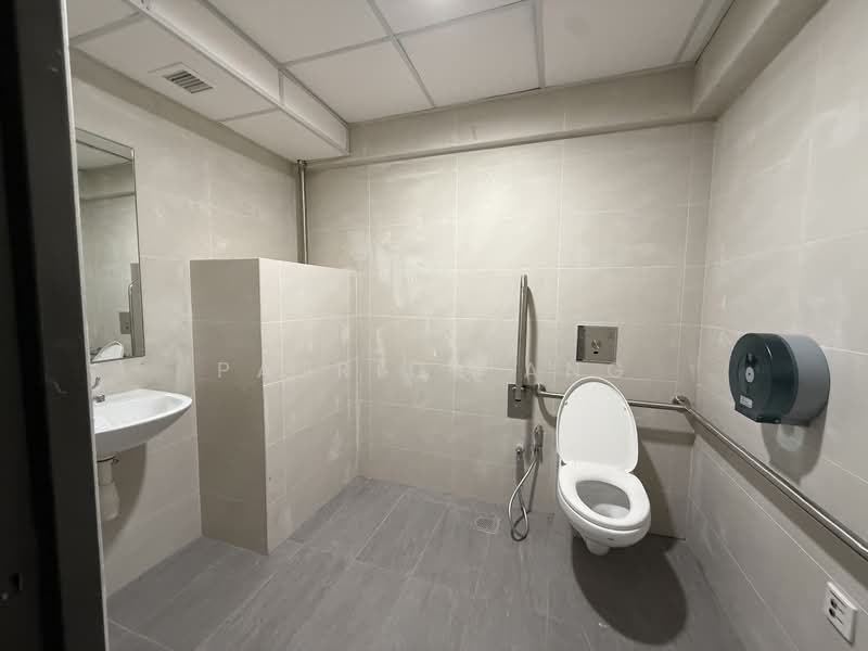 Food Ascent, 45 Tuas South Avenue 1, 2,573 sqft, Factory / Workshop (B2) For Rent, by Patrick Ang, 500109203 - Bathroom - CommercialGuru.com.sg