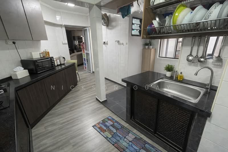 233 Compassvale Walk, 233 Compassvale Walk, 3 Bedrooms, 1,324 sqft, HDB Flat For Sale, by Nickson Guay, 500109205 - Kitchen - PropertyGuru.com.sg