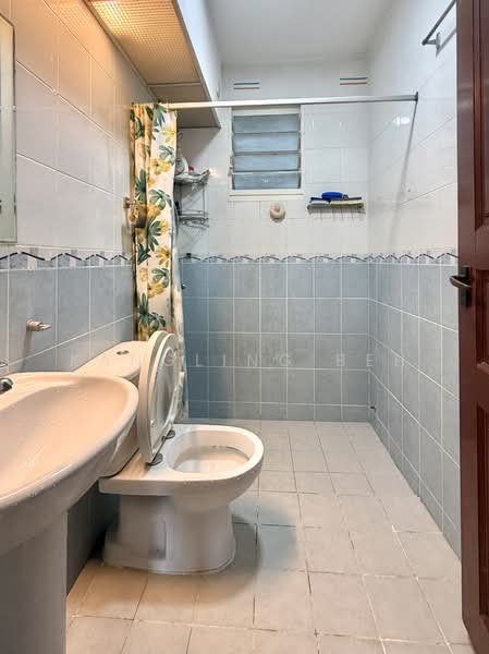 2C Upper Boon Keng Road, 2C Upper Boon Keng Road, Room Rental, 120 sqft, HDB Flat For Rent, by KangLing Beh, 500109215 - Bathroom - PropertyGuru.com.sg