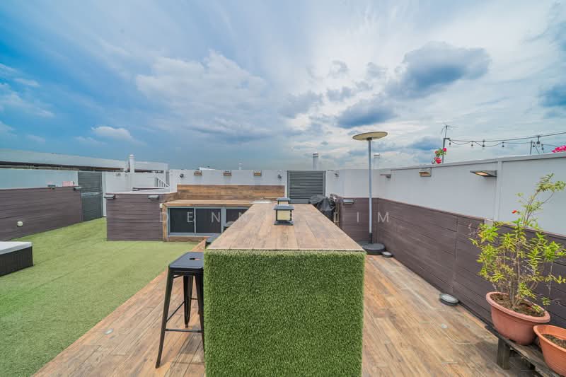 Twin Waterfalls, 104 Punggol Walk, 3 Bedrooms, 1,991 sqft, Executive Condominium For Sale, by Dennis Lim, 500109228 - Roof Terrace - PropertyGuru.com.sg