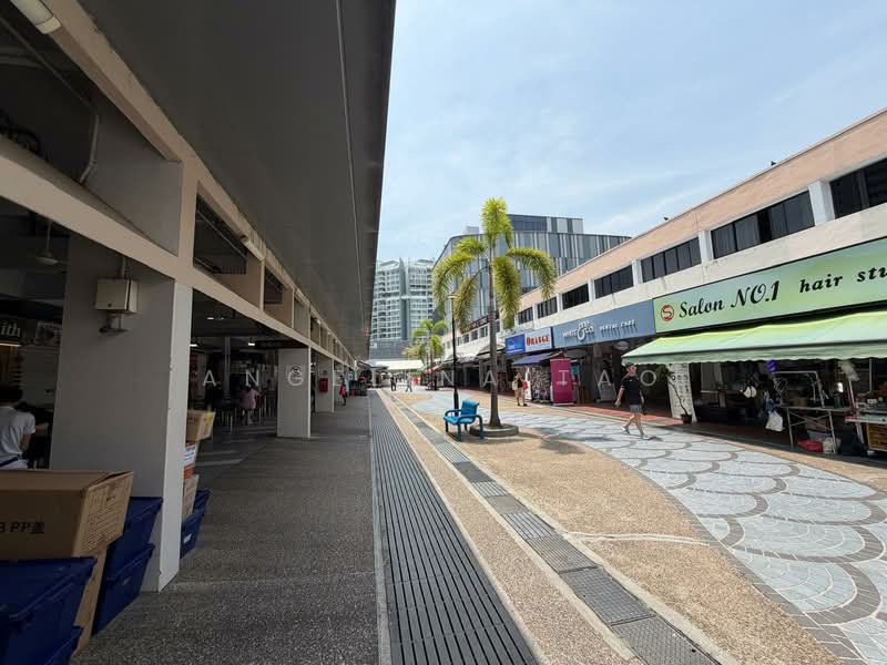 Parkway Centre, 1 Marine Parade Central, 1,527 sqft, Shop / Shophouse For Sale, by Angelina Tao, 500109229 - Exterior - CommercialGuru.com.sg
