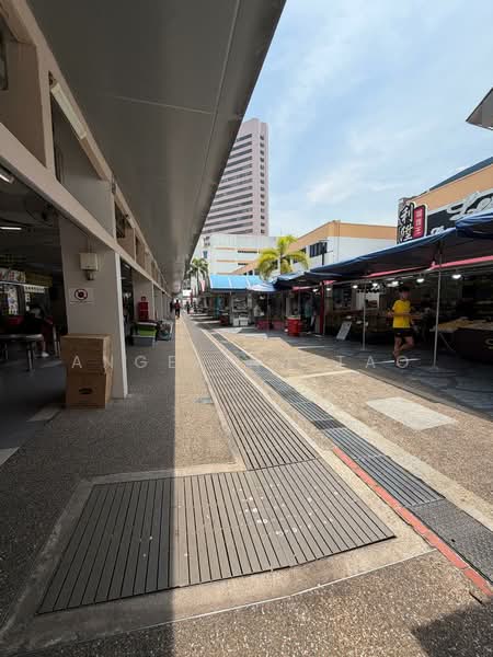 Parkway Centre, 1 Marine Parade Central, 1,527 sqft, Shop / Shophouse For Sale, by Angelina Tao, 500109229 - Exterior - CommercialGuru.com.sg
