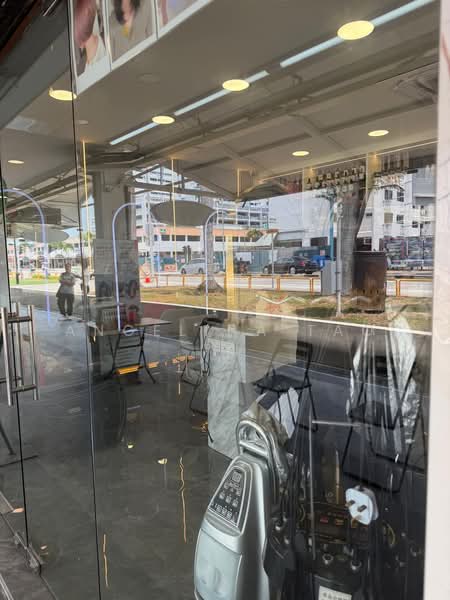 Parkway Centre, 1 Marine Parade Central, 1,527 sqft, Shop / Shophouse For Sale, by Angelina Tao, 500109229 - Exterior - CommercialGuru.com.sg