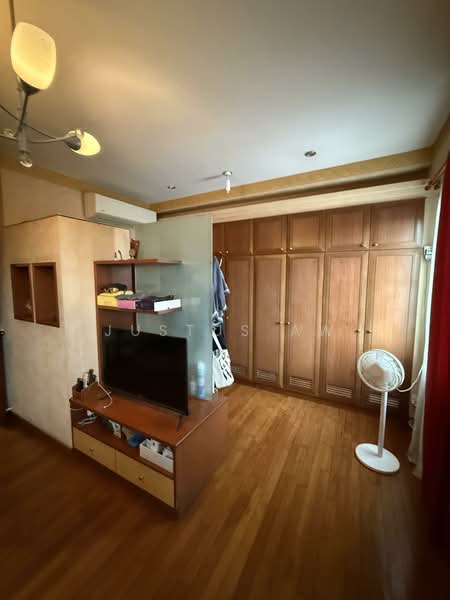 Upper Changi road north, , 5 Bedrooms, 2,800 sqft, Terraced House For Sale, by Justus Aw, 500109241 - Bedroom - PropertyGuru.com.sg