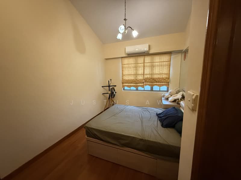 Upper Changi north road, , 5 Bedrooms, 2,800 sqft, Terraced House For Sale, by Justus Aw, 500109241 - LV 3 bedroom 1 - PropertyGuru.com.sg