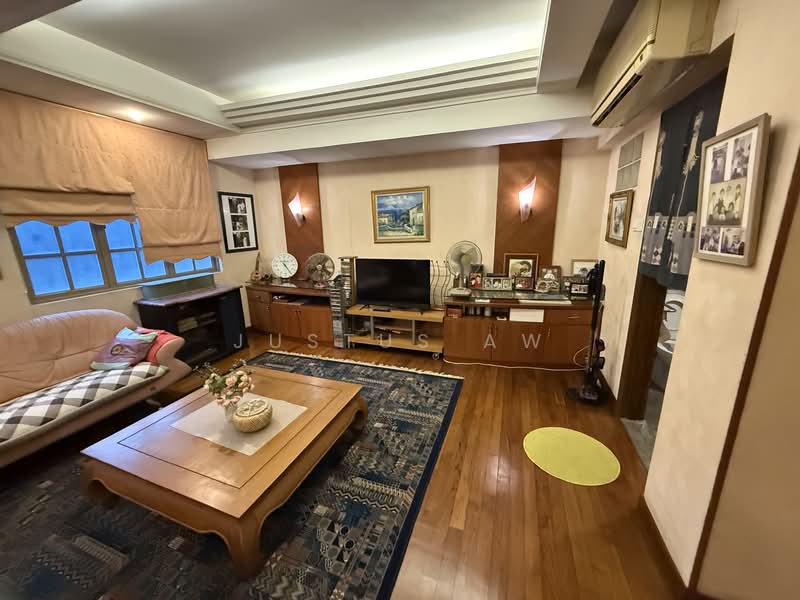 Upper Changi north road, , 5 Bedrooms, 2,800 sqft, Terraced House For Sale, by Justus Aw, 500109241 - Level 2 Living Room - PropertyGuru.com.sg