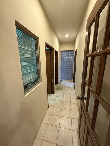 Upper Changi north road, , 5 Bedrooms, 2,800 sqft, Terraced House For Sale, by Justus Aw, 500109241 - Corridor - PropertyGuru.com.sg