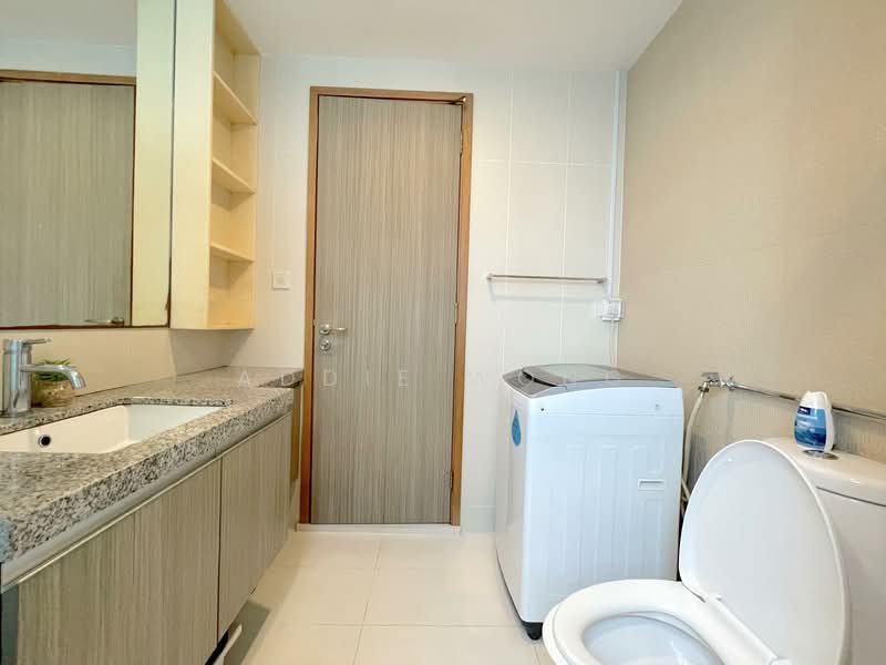 Redhill MRT 3 Mins Walk | Studio-Esque Master Bedroom | Condo Facilities, , Room Rental, 280 sqft, Condominium For Rent, by Addie Wong, 500109247 - Bathroom - PropertyGuru.com.sg