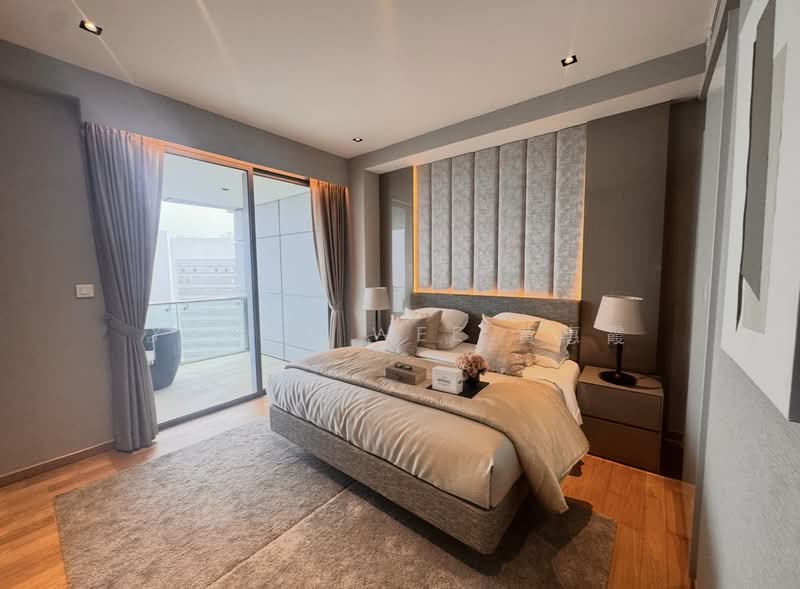 Concourse Skyline, 296 Beach Road, 4 Bedrooms, 2,260 sqft, Condominium For Sale, by Yvone Wee 黄惠霞, 500109249 - Bedroom - PropertyGuru.com.sg