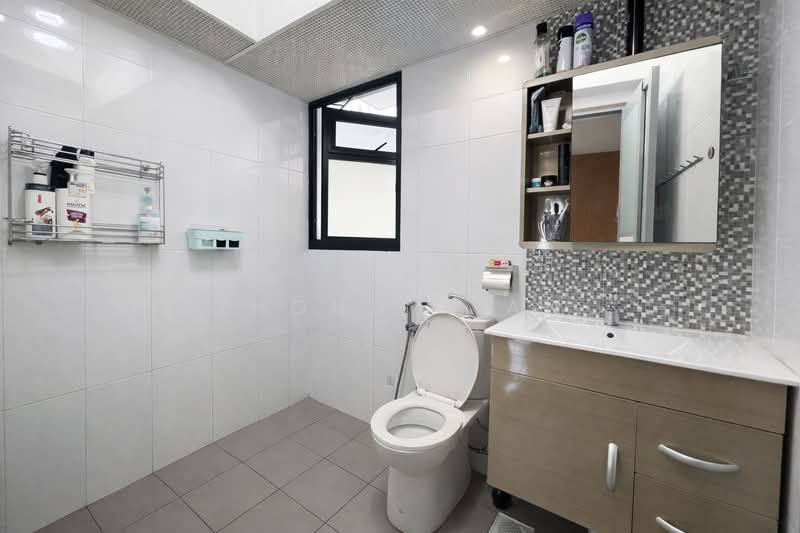 Common Bathroom
