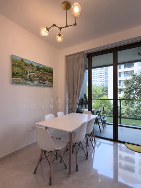 LIV @ MB, 114D Arthur Road, 3 Bedrooms, 1,119 sqft, Condominium For Sale, by Regis Johnson Soh, 500109264 - Dining Room - PropertyGuru.com.sg