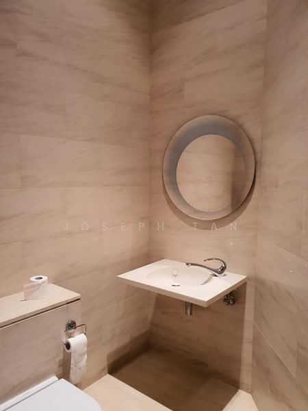 Belle Vue Residences, 15 Oxley Walk, 3 Bedrooms, 2,185 sqft, Condominium For Sale, by Joseph Tan, 500109267 - Bathroom - PropertyGuru.com.sg