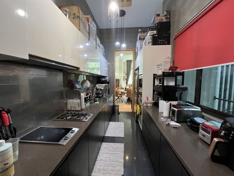 Belle Vue Residences, 15 Oxley Walk, 3 Bedrooms, 2,185 sqft, Condominium For Sale, by Joseph Tan, 500109267 - Kitchen - PropertyGuru.com.sg