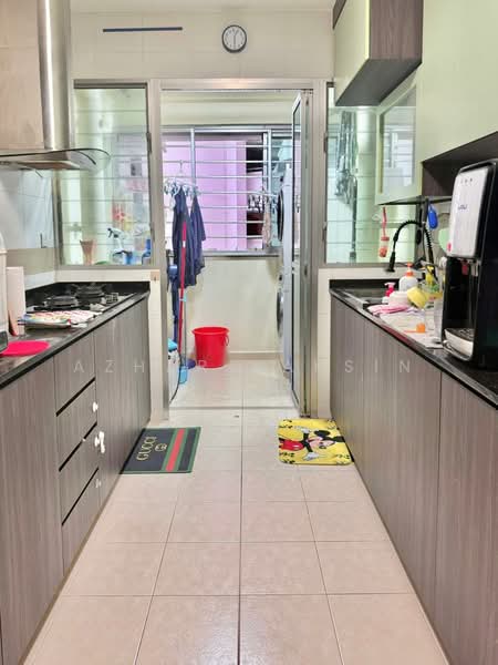 432B Yishun Avenue 1, 432B Yishun Avenue 1, 3 Bedrooms, 990 sqft, HDB Flat For Sale, by Azhar Baksin, 500109309 - Kitchen - PropertyGuru.com.sg