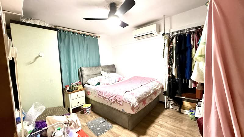 9 Holland Avenue, 9 Holland Avenue, 3 Bedrooms, 700 sqft, HDB Flat For Sale, by Hamzah Salleh, 500109315 - Bedroom - PropertyGuru.com.sg