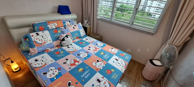 461A Bukit Batok West Avenue 8, 461A Bukit Batok West Avenue 8, 3 Bedrooms, 1,001 sqft, HDB Flat For Sale, by Chan Mei Kway 曾玫瑰, 500109325 - Bedroom - PropertyGuru.com.sg