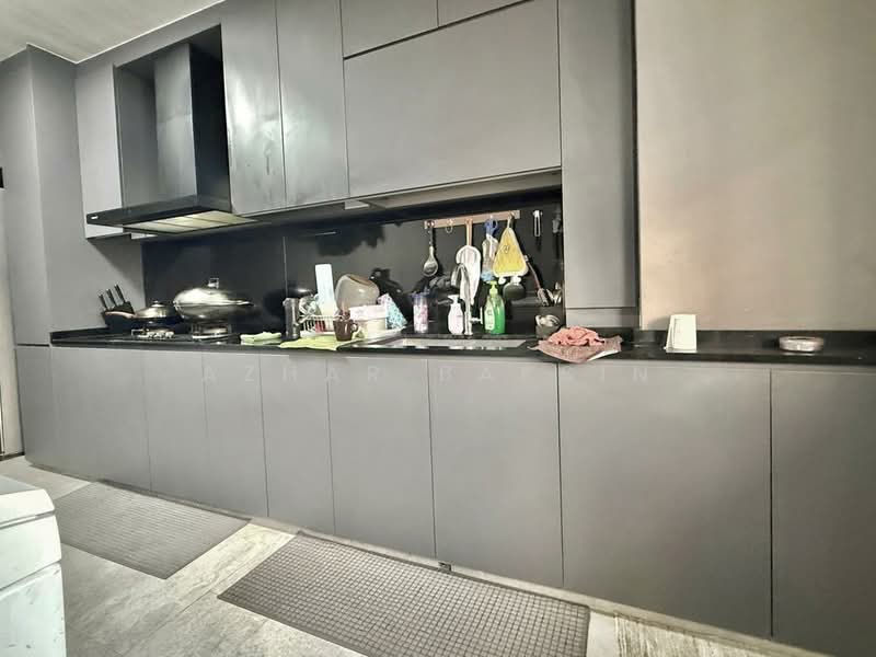 764 Yishun Street 72, 764 Yishun Street 72, 3 Bedrooms, 1,119 sqft, HDB Flat For Sale, by Azhar Baksin, 500109327 - Kitchen - PropertyGuru.com.sg