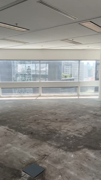 Gateway East, 152 Beach Road, 1,364 sqft, Office For Rent, by William Tan 陳威誦, 500109337 - View - CommercialGuru.com.sg