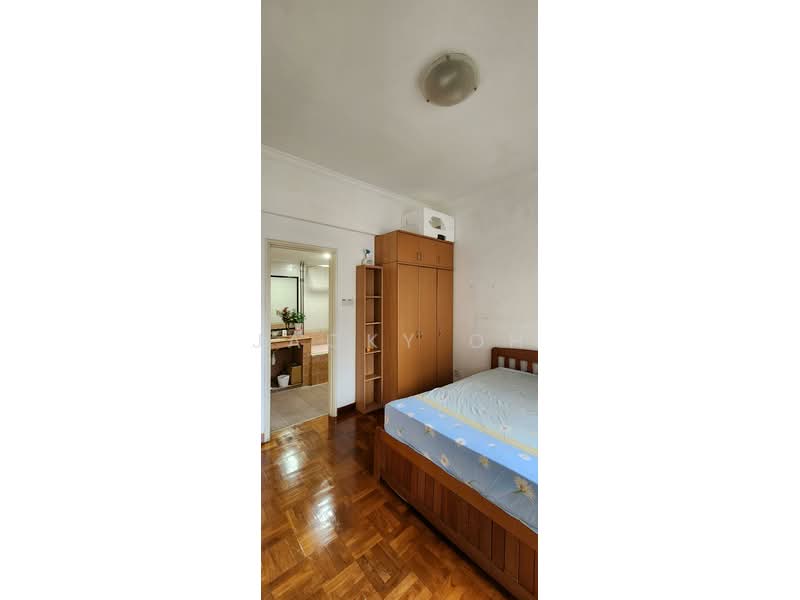 Birmingham Mansions, 130 Thomson Road, 3 Bedrooms, 1,076 sqft, Apartment For Rent, by Jacky Oh, 500109344 - Bedroom - PropertyGuru.com.sg