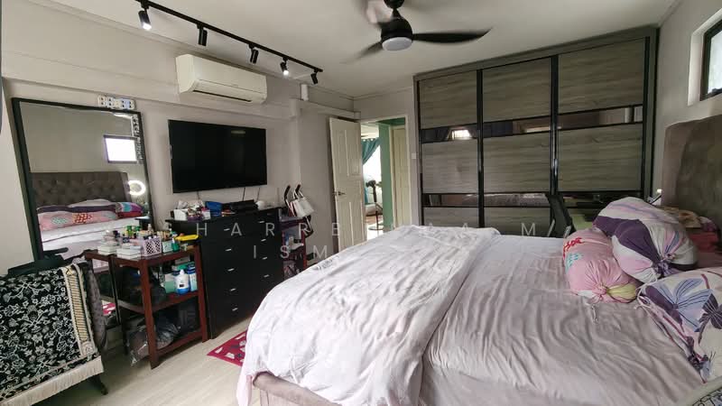 461 Tampines Street 44, 461 Tampines Street 44, 3 Bedrooms, 1,313 sqft, HDB Flat For Sale, by Sharrbinaa M Ismaiil, 500109348 - Master Bedroom - PropertyGuru.com.sg