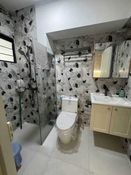 122B Sengkang East Way, 122B Sengkang East Way, 3 Bedrooms, 1,410 sqft, HDB Flat For Rent, by Eugene Tan, 500109354 - Bathroom - PropertyGuru.com.sg