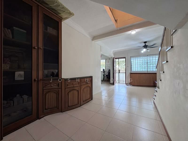 128 Simei Street 1, 128 Simei Street 1, 3 Bedrooms, 1,561 sqft, HDB Flat For Sale, by Joshua Ong, 500109357 - Living Room - PropertyGuru.com.sg