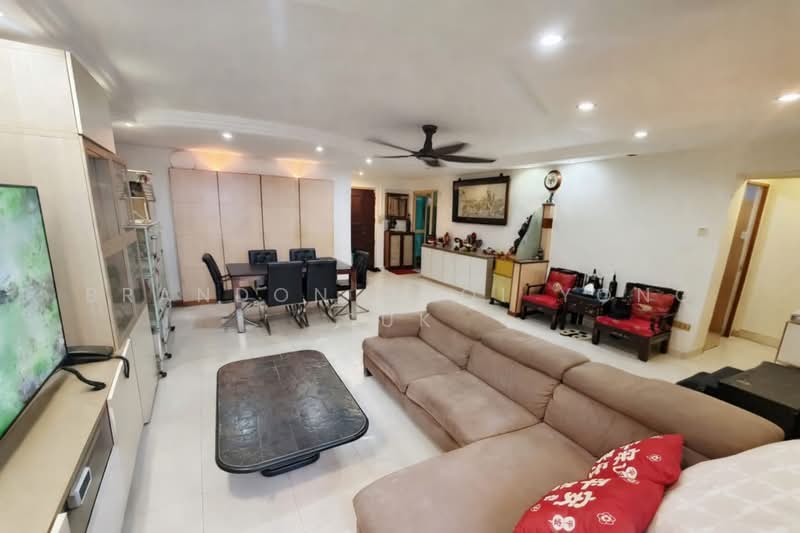 200B Sengkang East Road, 200B Sengkang East Road, 3 Bedrooms, 1,184 sqft, HDB Flat For Sale, by Brandon Choi Yong Suk, 500109359 - Living Room - PropertyGuru.com.sg